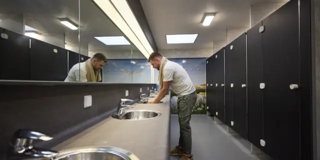 Toiletgebouw 9