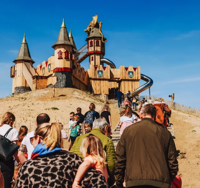 Speelkasteel mensen trappen